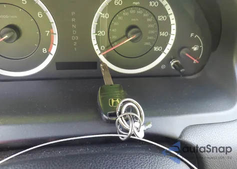 2011 Honda Accord 2.4 Lx из США, поврежденный, VIN 1HGCP2F33BA049388